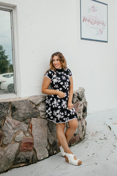 Corky’s White Frisky Wedges