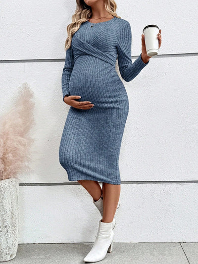 Prążkowana Sukienka Ciążowa z Wiązaniem