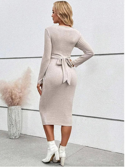 Prążkowana Sukienka Ciążowa z Wiązaniem